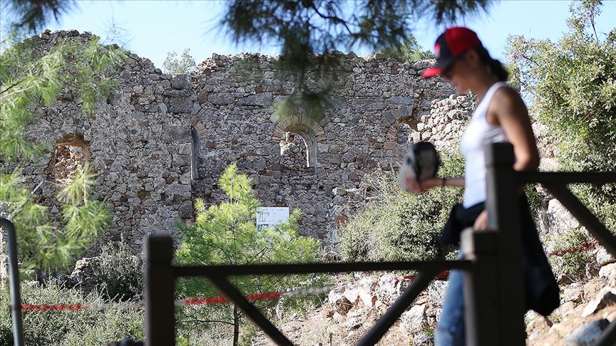 Syedra Antik Kenti'nin 11 bin yıllık geçmişi gün yüzüne çıkarılıyor