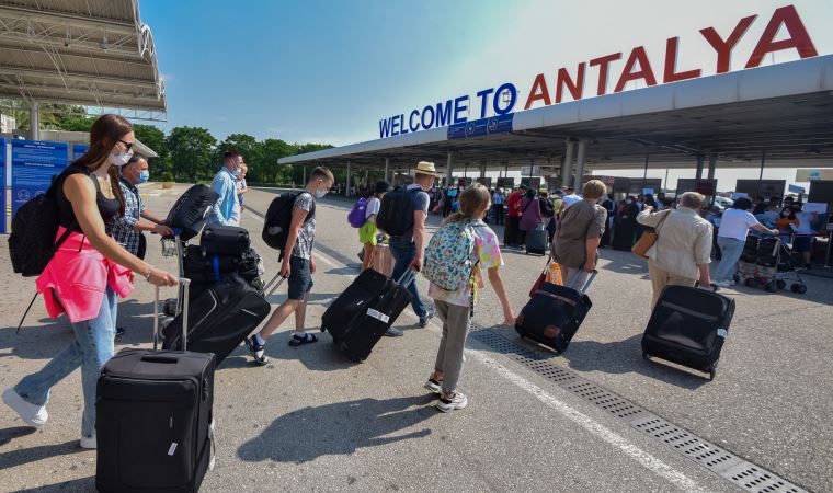 Antalya Turist Rekoru Kırdı